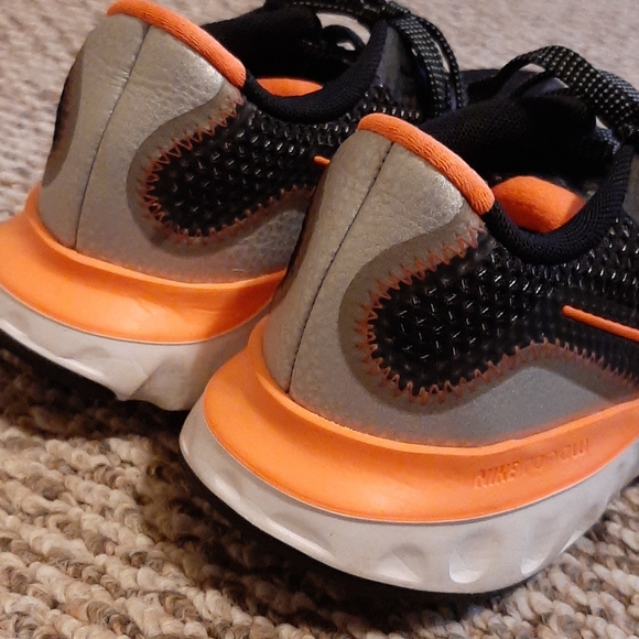 Nike Renew Run - Picture 4 of 5